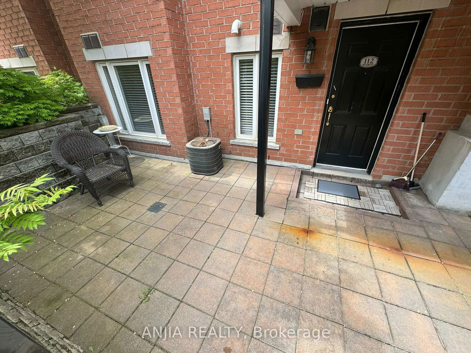 Townhouse leased at 112-308 John Street, Markham, Aileen-Willowbrook, L3T 0A7 - MLS: N12090333