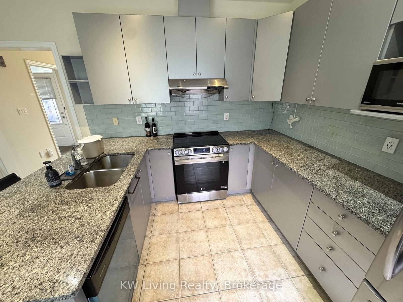 Townhouse for lease at 5 Dimma Street, Markham, Cornell, L6B 0V8 - MLS: N12090368