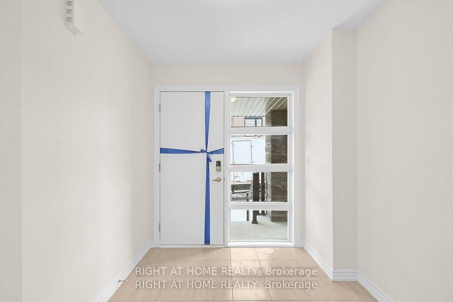 Townhouse for lease at 13 Gothenburg Lane, Markham, Angus Glen, L6C 3L7 - MLS: N12090883