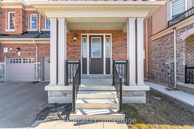 32 Richard Boyd Dr, East Gwillimbury - Holland Landing image-0-2