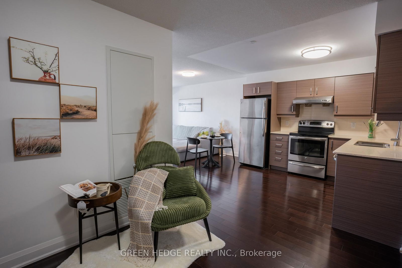 Condo for sale at 706-8200 Birchmount Road, Markham, Unionville, L3R 9W1 - MLS: N12091545