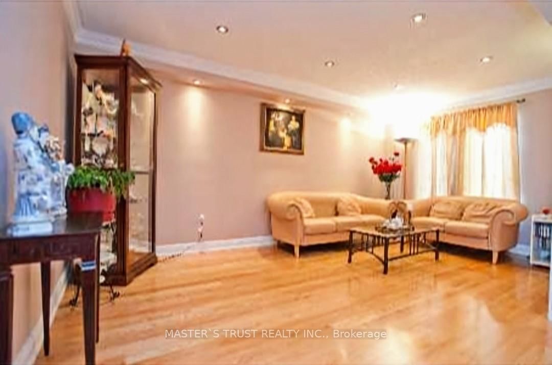 Semi-Detached House leased at 8 Capogna Street, Markham, Cornell, L6B 0H5 - MLS: N12091598