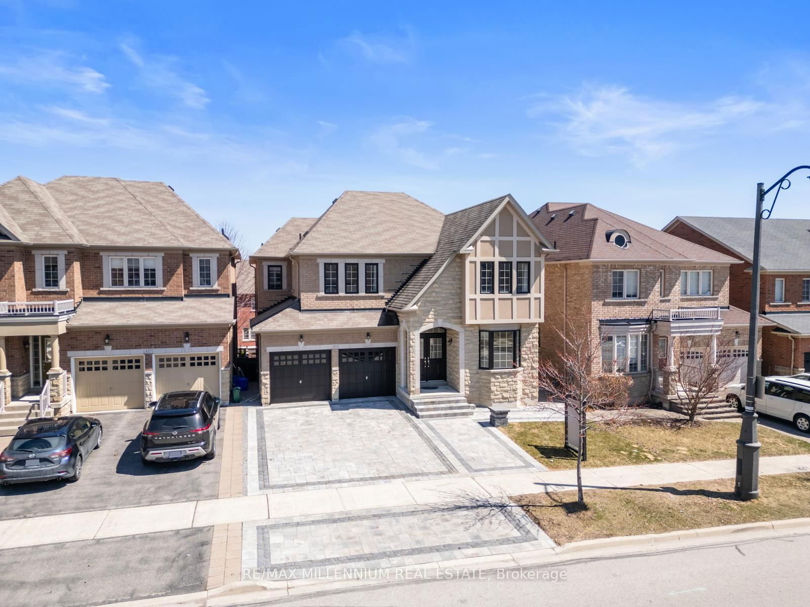 Detached House for sale at 433 Mavrinac Boulevard, Aurora, Bayview Northeast, L4G 0J8 - MLS: N12092219