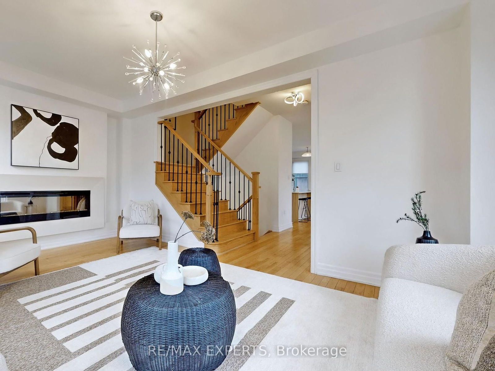Townhouse for sale at 5 Amherst Circle, Vaughan, Maple, L6A 5A8 - MLS: N12092320