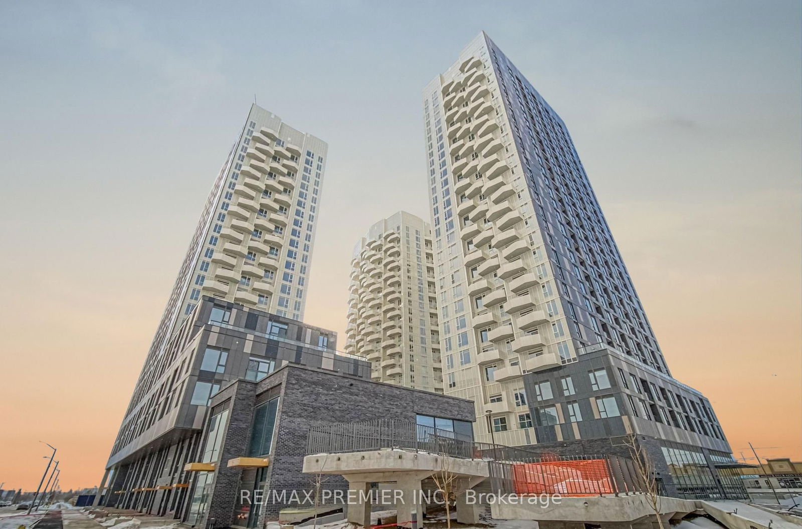 Condo leased at 713-10 Abeja Street, Vaughan, Concord, L4K 0R4 - MLS: N12092339