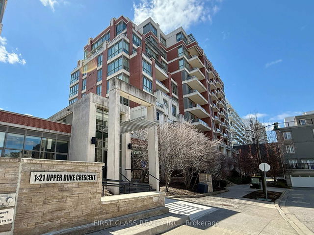 108 - 1 Upper Duke Cres Crescent