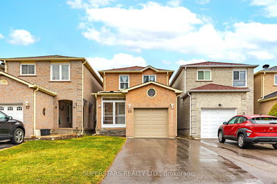 15 Harness Circ, Markham - Milliken Mills East image-0-2
