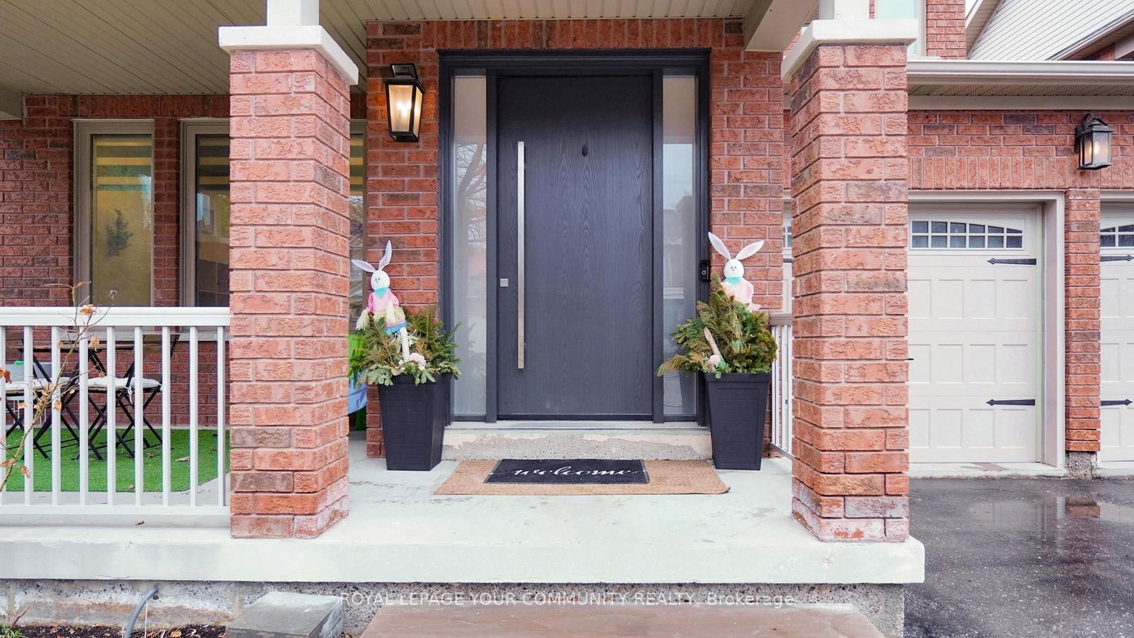 Detached House for sale at 100 Grand Oak Drive, Richmond Hill, Oak Ridges, L4E 4A6 - MLS: N12093519