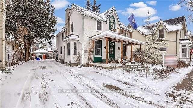 home for lease on First Floor-86 Wellington Street E