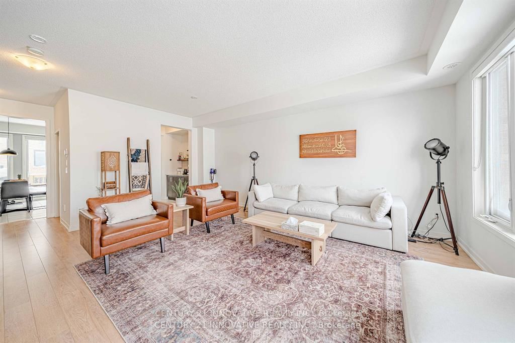 Townhouse for sale at 144 Salterton Circle, Vaughan, Rural Vaughan, L6A 4Z1 - MLS: N12094780