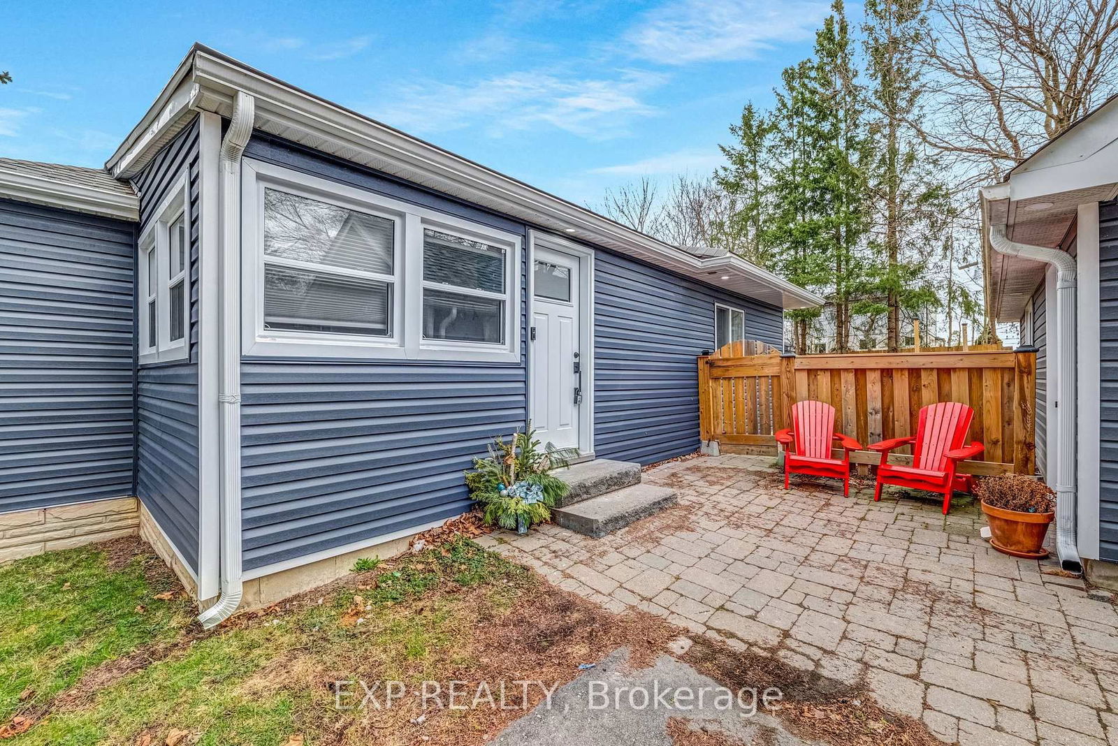 Detached House for sale at 93 Lundy's Lane, Newmarket, Huron Heights-Leslie Valley, L3Y 3R9 - MLS: N12094925