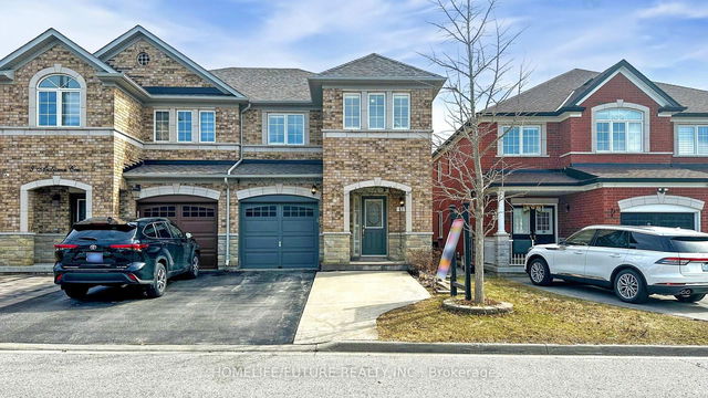 11 Andriana Crescent