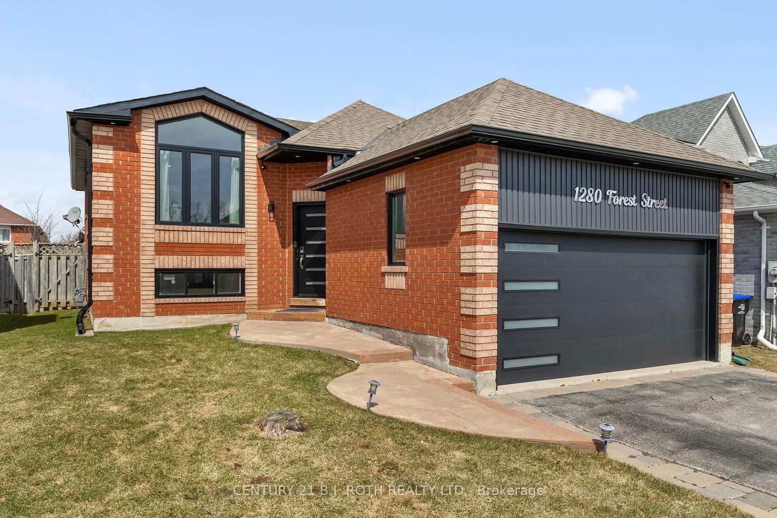 Detached House for sale at 1280 Forest Street, Innisfil, Alcona, L9S 1Z6 - MLS: N12095412