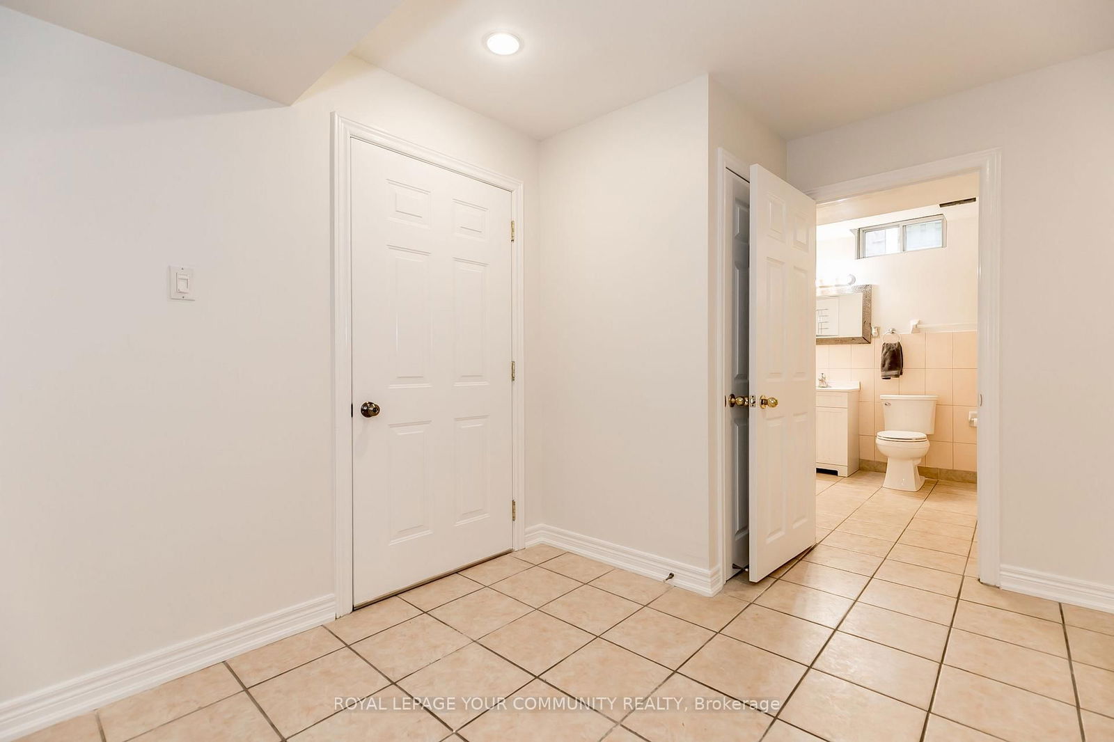 Detached House for lease at 57 Cherokee Drive, Vaughan, Maple, L6A 1X3 - MLS: N12095452