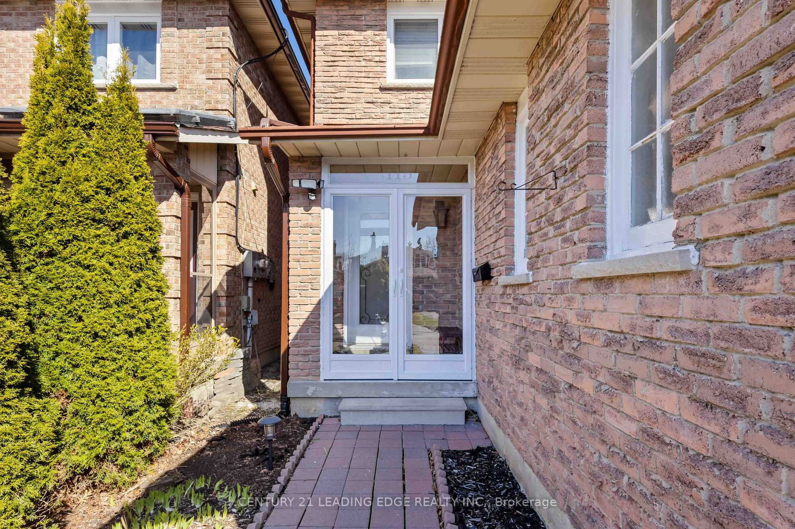 Detached House for sale at 115 Major Buttons Drive, Markham, Sherwood-Amberglen, L3P 3X7 - MLS: N12095730