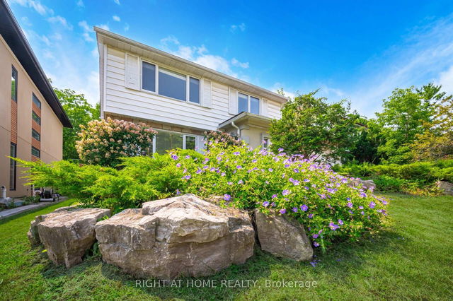 125 Woodward Avenue