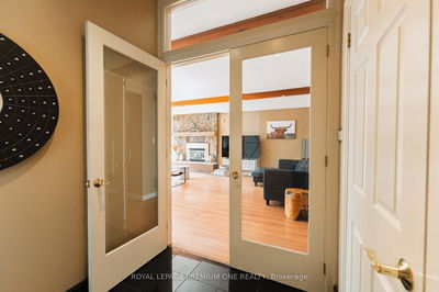 135 Patricia Dr, King - King City image-0-1