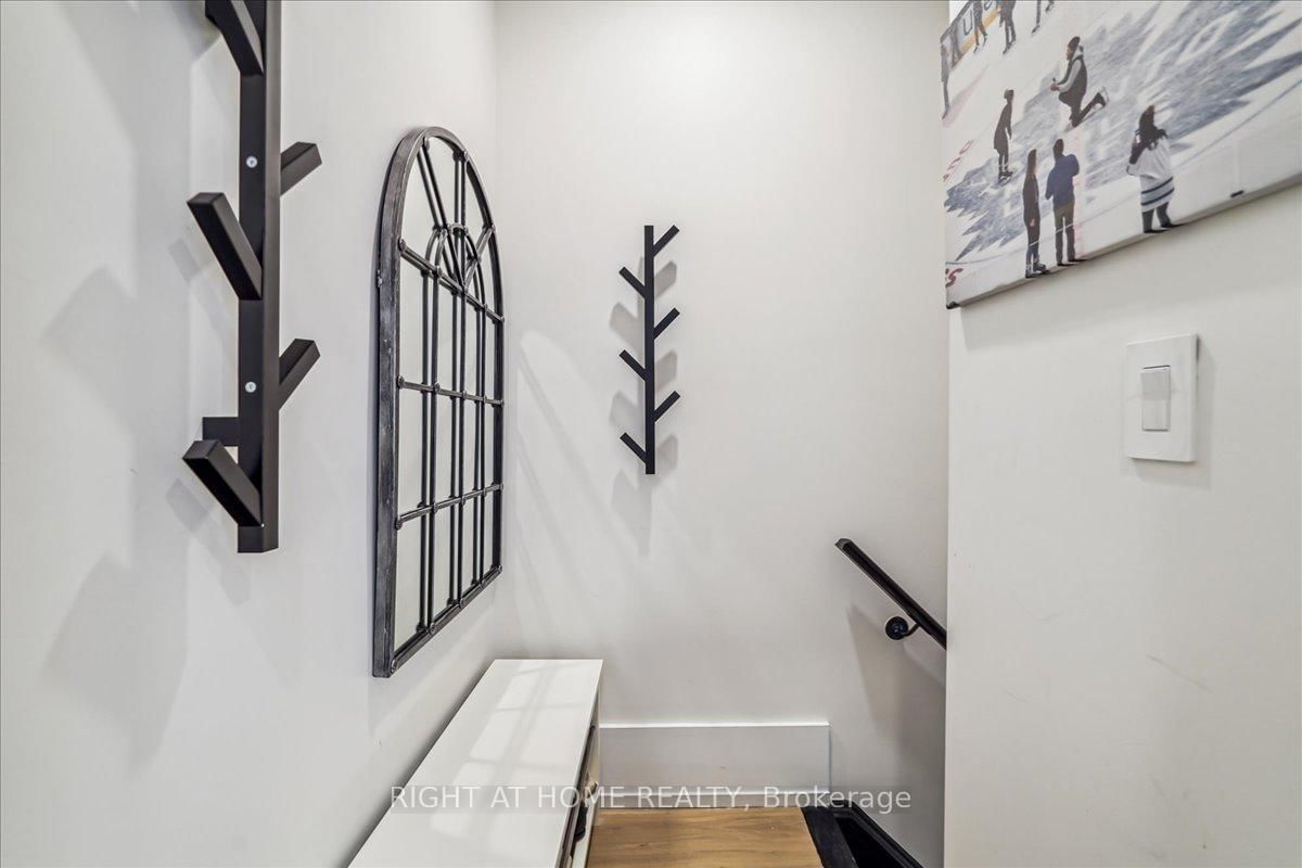 Townhouse for sale at 14-105 Kayla Crescent, Vaughan, Maple, L6A 4W3 - MLS: N12095807