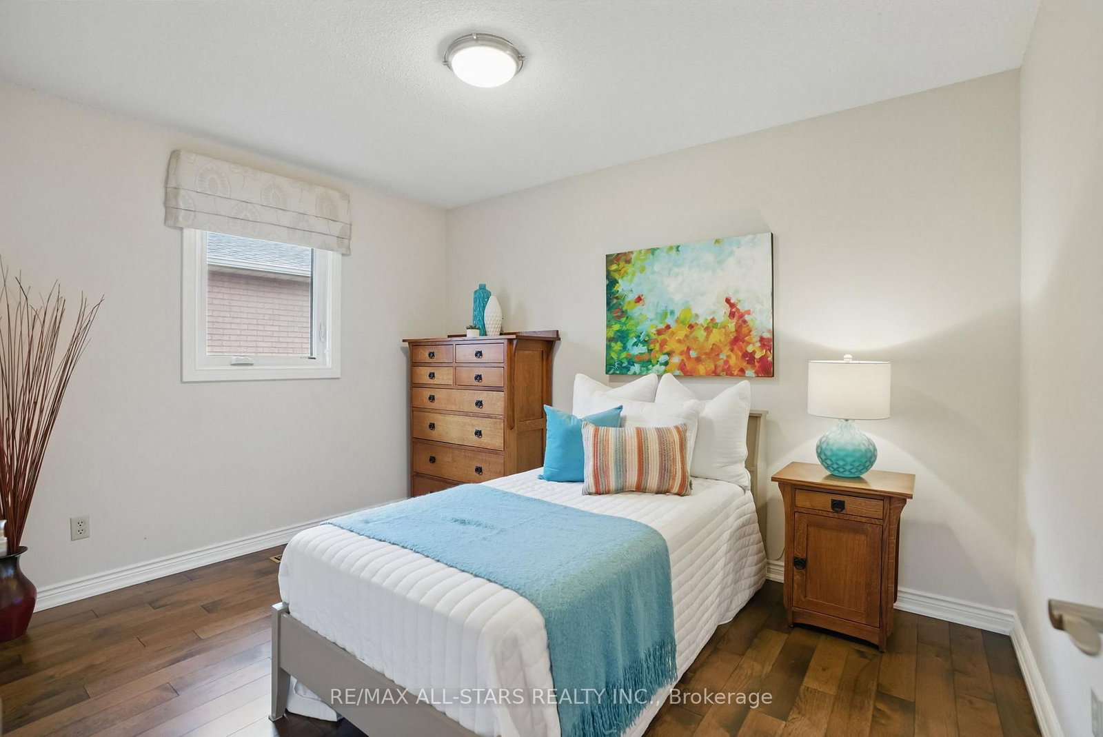 Listing Image 22