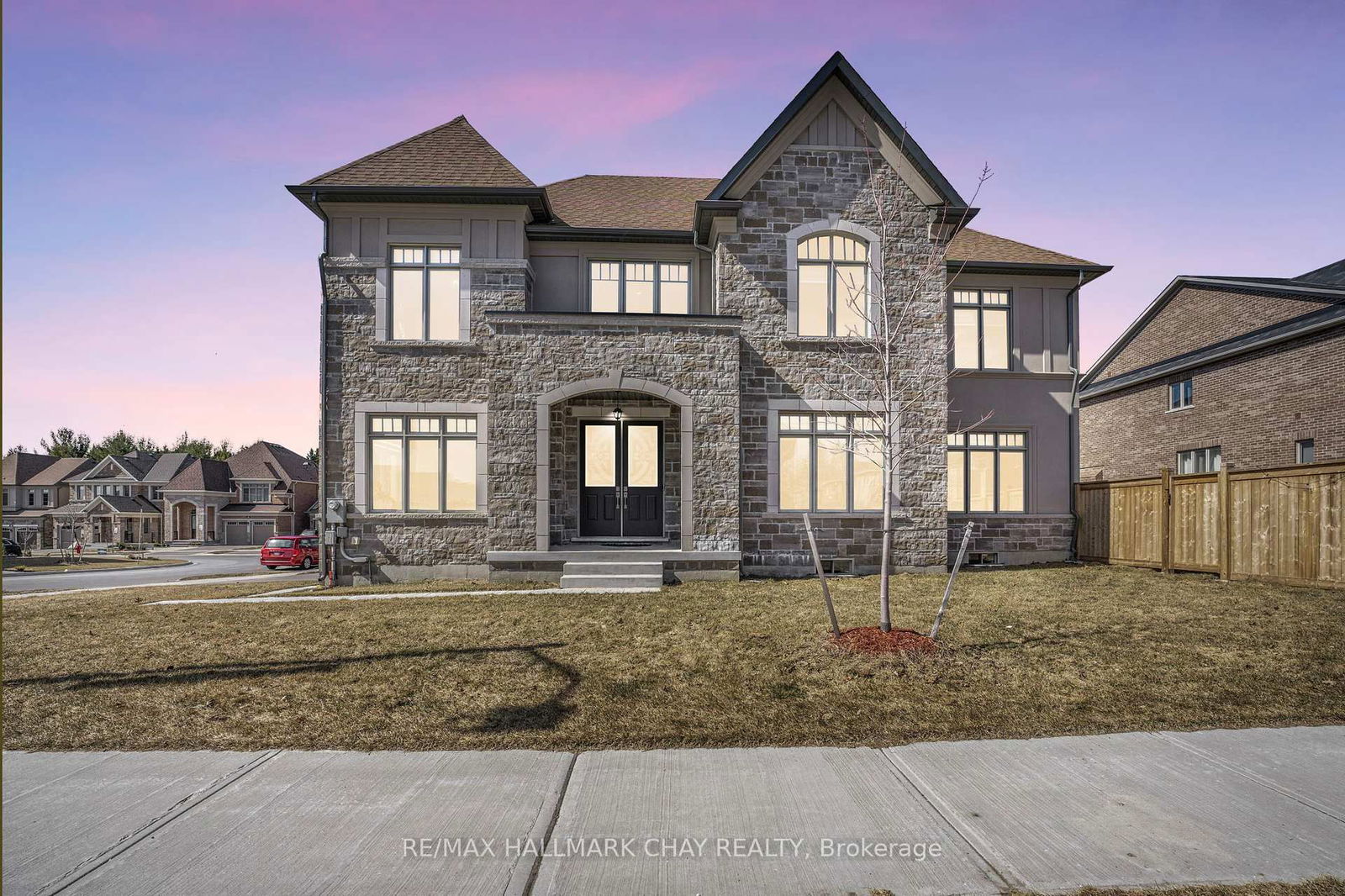 Detached House for sale at 260 Sikura Circle, Aurora, Rural Aurora, L4G 3Y8 - MLS: N12096159