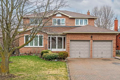 26 Aspen Cres, Whitchurch-Stouffville - Stouffville