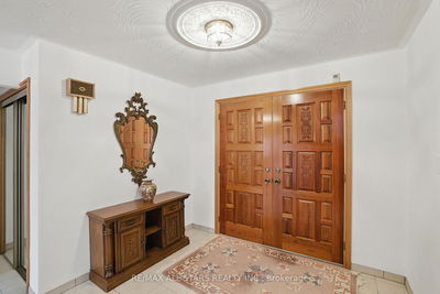 26 Aspen Cres, Whitchurch-Stouffville - Stouffville image-0-3