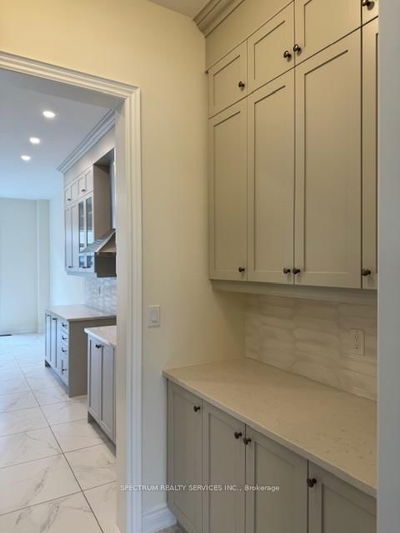 19 LORRAIN HAND Cres, Georgina - Keswick South image-0-3