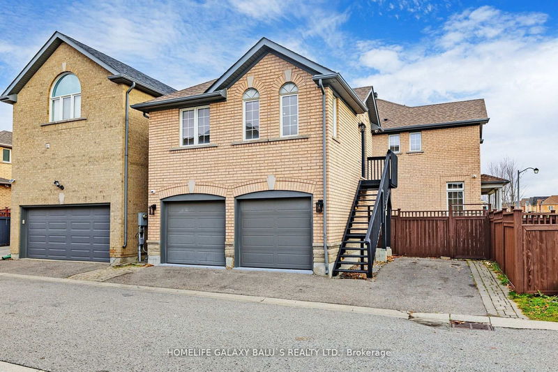 home for lease on Coach-58 Shady Oaks Avenue