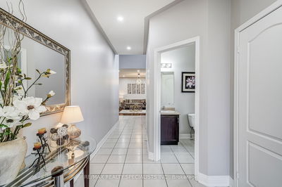 52 Richardson Cres, Bradford West Gwillimbury - Bradford image-0-4