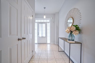26 Memon Pl, Markham - Wismer image-0-3