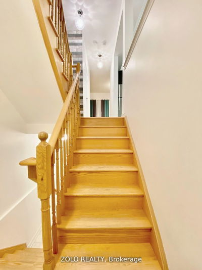 111 Taucar Gate, Bradford West Gwillimbury - Bradford image-0-3