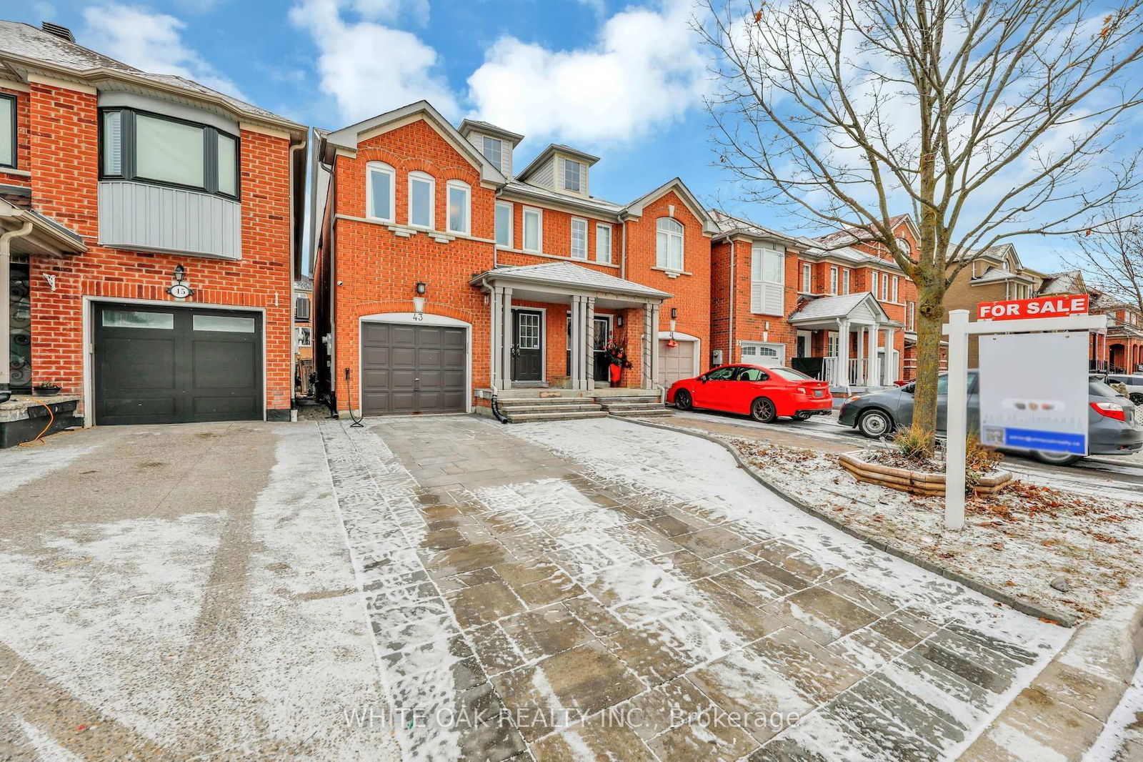 Semi-Detached House for sale at 43 Sassafras Circle, Vaughan, Patterson, L4J 8M7 - MLS: N12097672