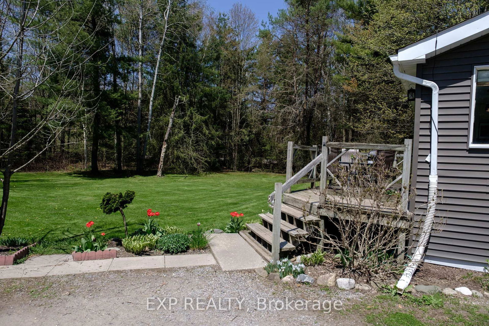 Detached House for sale at 72 Station Road, Georgina, Pefferlaw, L0E 1N0 - MLS: N12097760