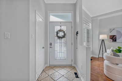 91 Mainprize Cres, East Gwillimbury - Mt Albert image-0-2