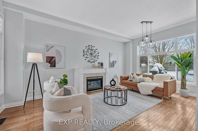 91 Mainprize Cres, East Gwillimbury - Mt Albert image-0-3