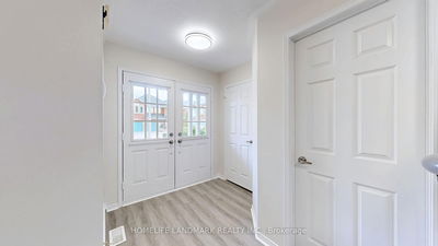 107 Downey Circ, Aurora - Bayview Wellington image-0-2