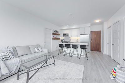 Unit D406 — 333 Sea Ray Ave, Innisfil - Rural Innisfil image-0-4