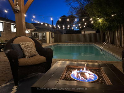 263 North St, Whitchurch-Stouffville - Stouffville image-0-2