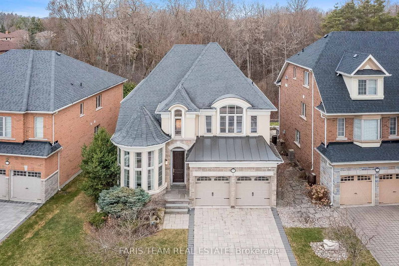215 Coon's Rd, Richmond Hill, L4E 4R3 | Image 2