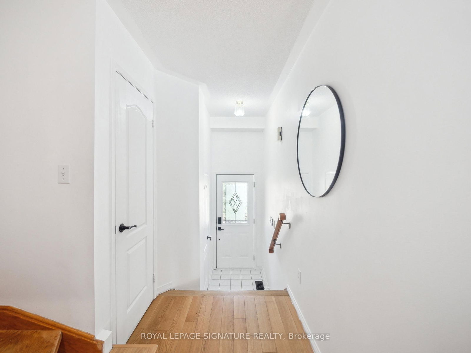 Townhouse for sale at 33 Mugford Road, Aurora, Bayview Wellington, L4G 7H5 - MLS: N12098974