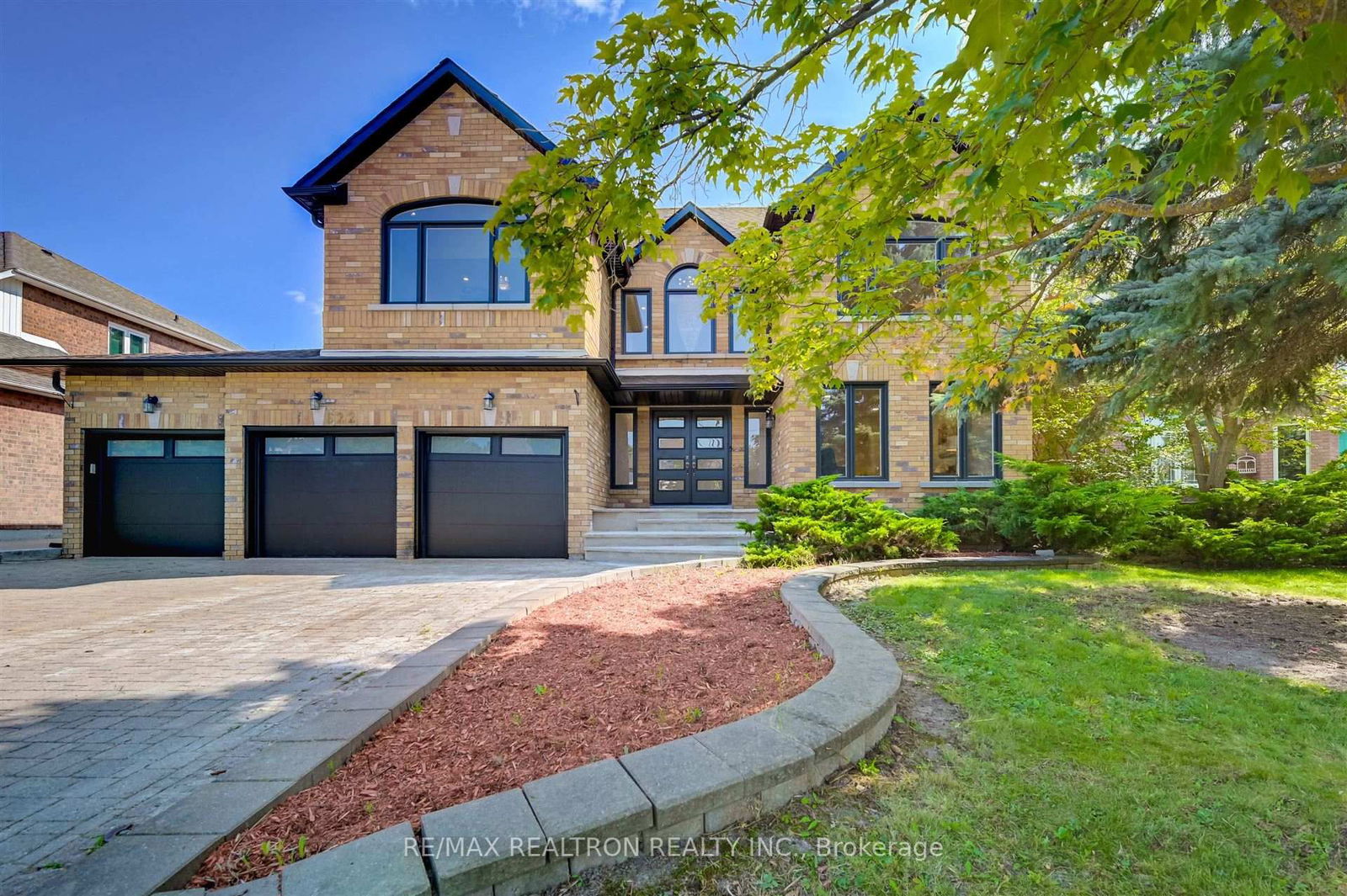 Detached House for sale at 622 Lyman Boulevard, Newmarket, Stonehaven-Wyndham, L3X 1V9 - MLS: N12099312