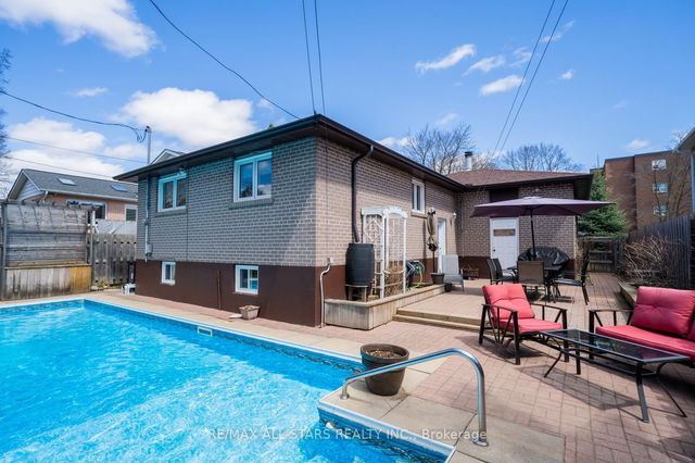 84 Winlane Drive