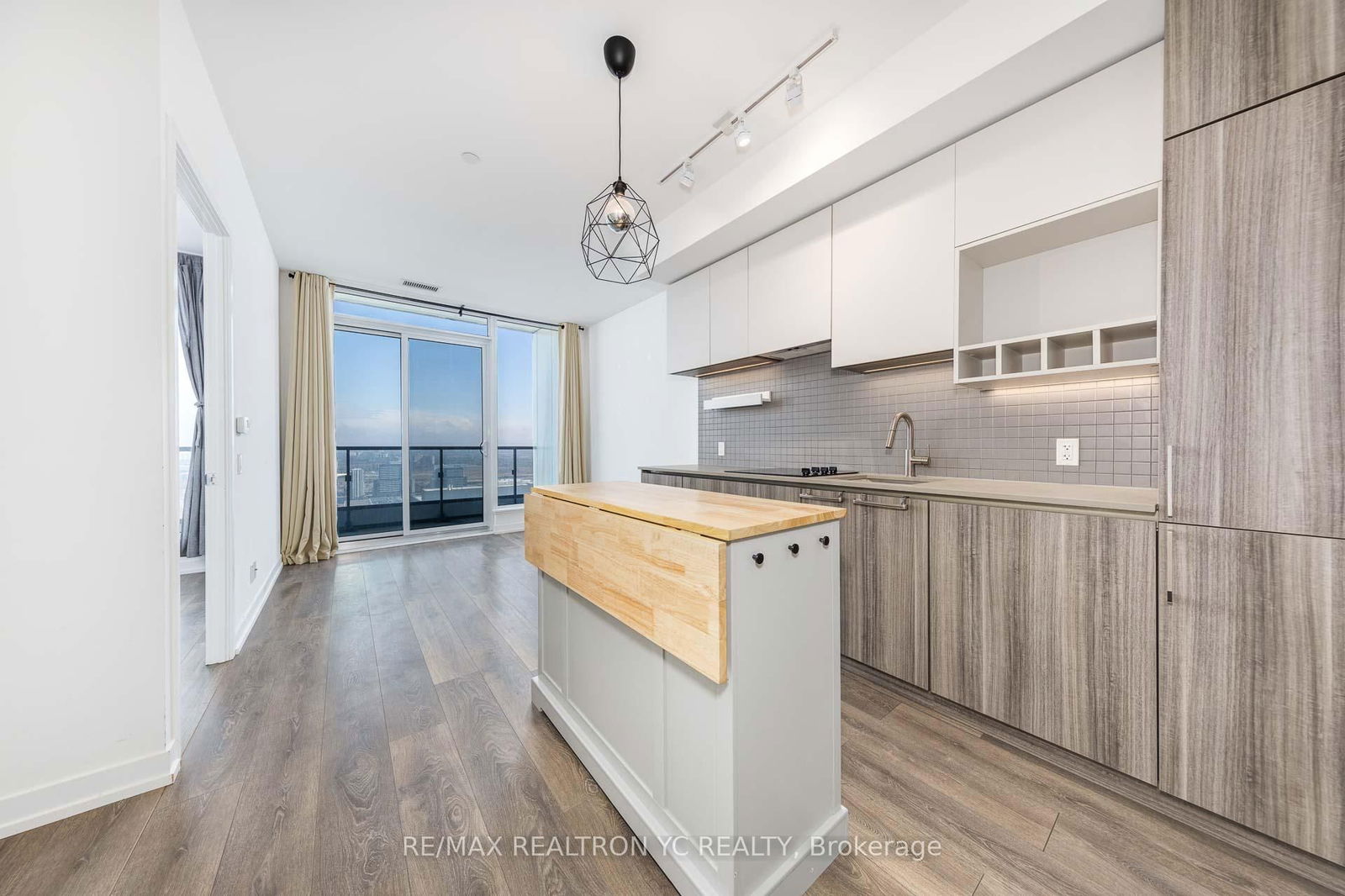 Condo for lease at 3306-5 Buttermill Avenue, Vaughan, Vaughan Corporate Centre, L4K 0J5 - MLS: N12100026