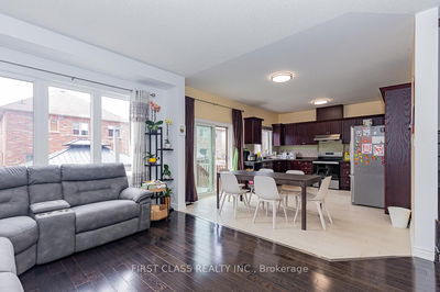 137 Jonas Millway, Whitchurch-Stouffville - Stouffville image-0-4
