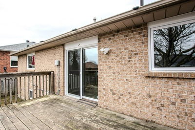 134 Compton Cres, Bradford West Gwillimbury - Bradford image-0-2