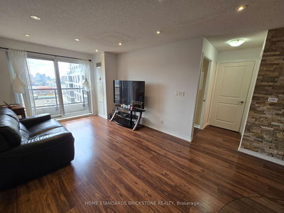Unit 1012 — 18 Harding Blvd, Richmond Hill - Harding image-0-4