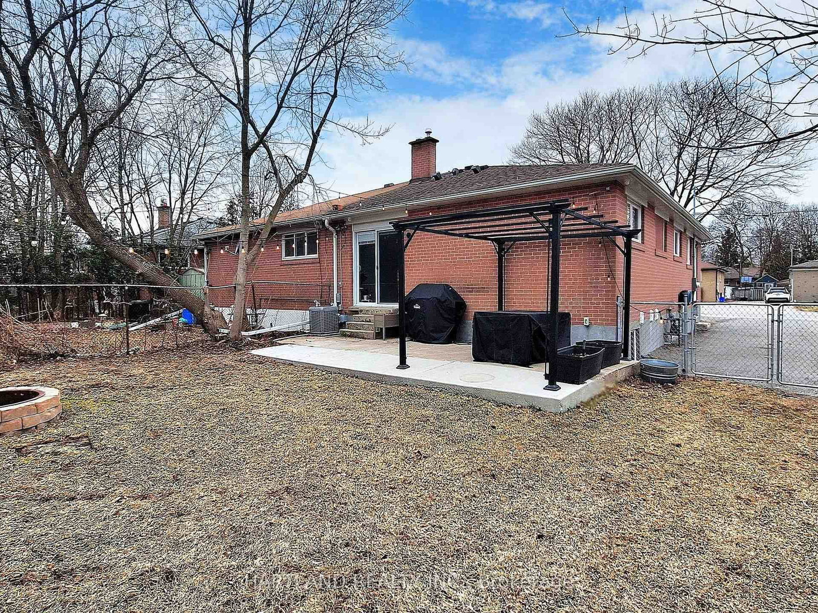 Listing Image 44