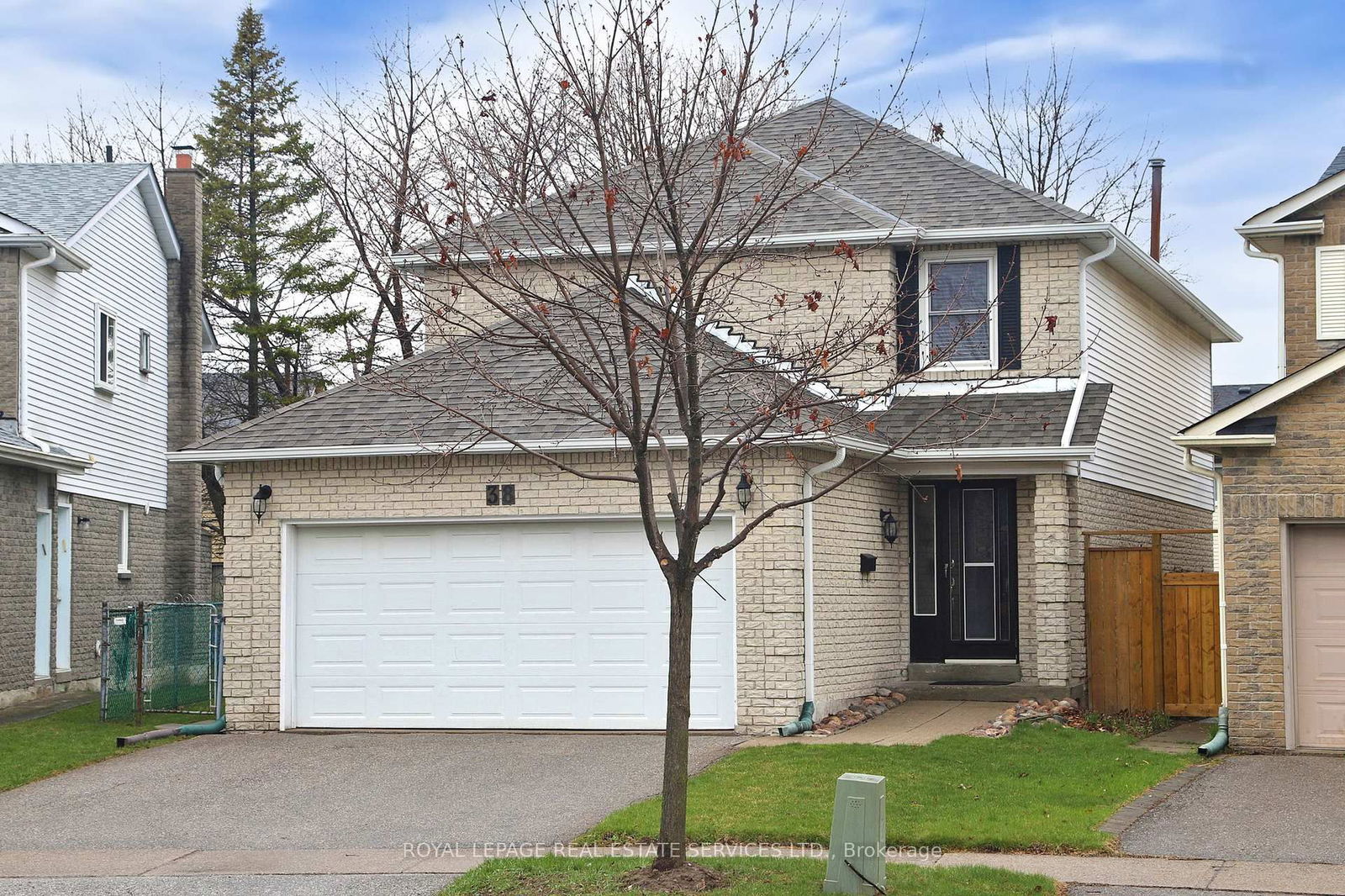 Detached House sold at 38 Lisa Crescent, Vaughan, Crestwood-Springfarm-Yorkhill, L4J 2N3 - MLS: N12100809