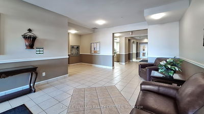 Unit 412 — 112 Simcoe Rd, Bradford West Gwillimbury - Bradford image-0-3