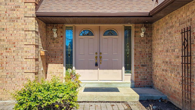 32 Petch Crescent
